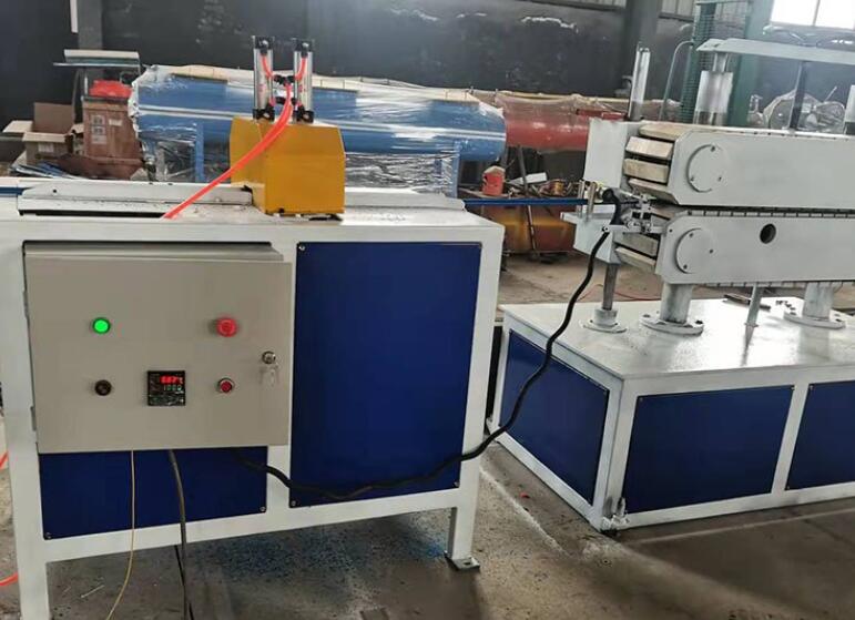 雙螺桿擠出機(jī)