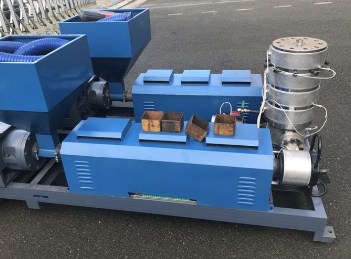 實(shí)驗(yàn)室單螺桿擠出機(jī)