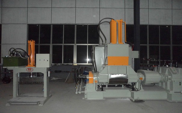 密煉機(jī)是怎么操作的？它的密封裝置有這些要求！