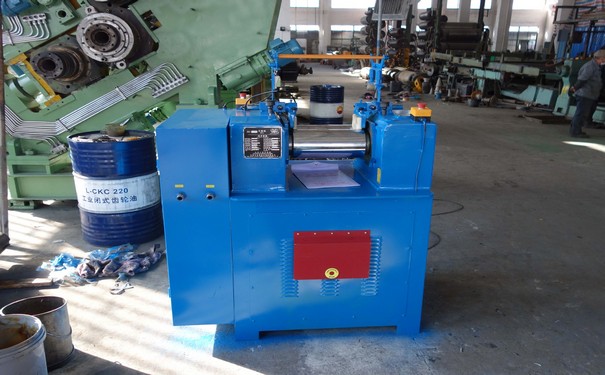 開煉機(jī)滾筒測溫是怎么做的？它的混煉工藝你需要知道！